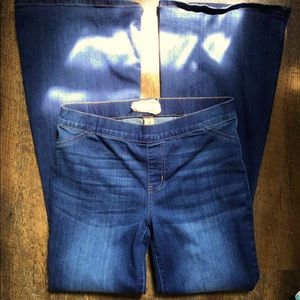 Altar’d State bell bottom flare stretchy jeans